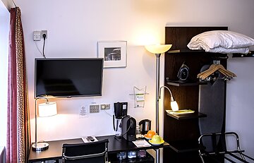 In-room business center