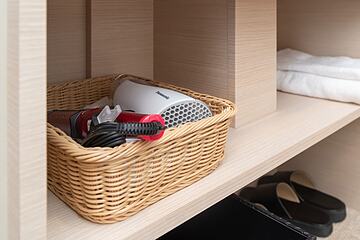 Bathroom amenities