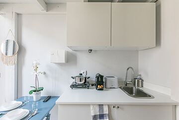 Private kitchenette