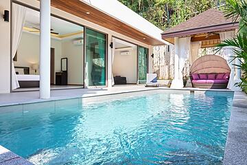 Private pool