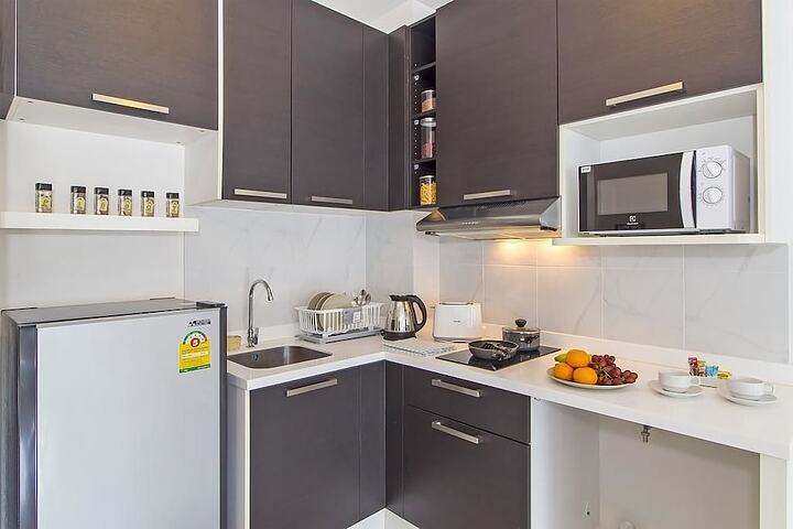 Private kitchenette