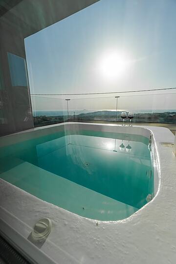 Private Spa Tub