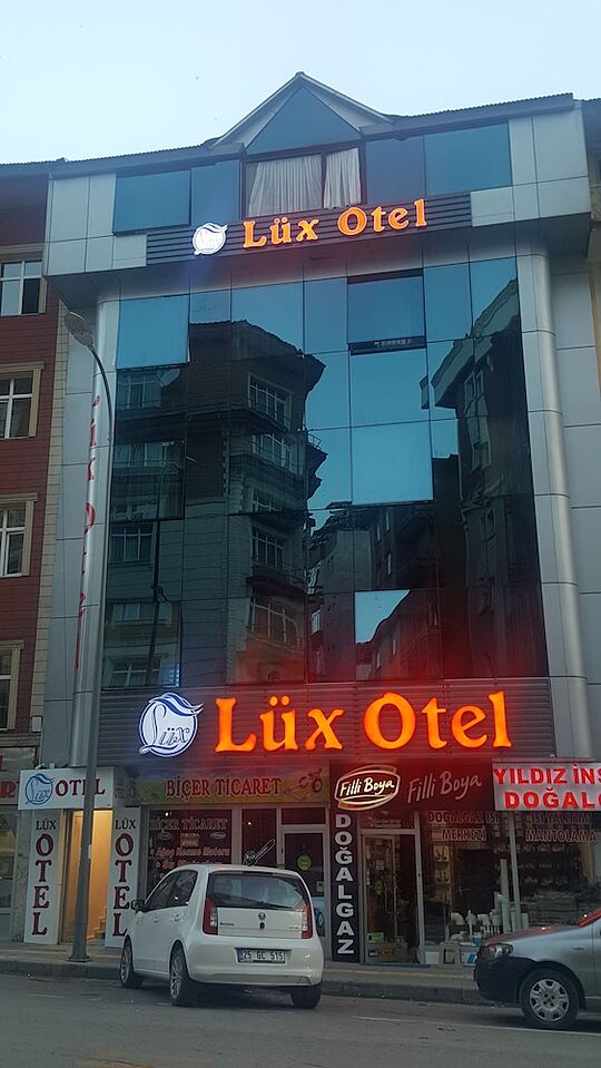 Lux Otel