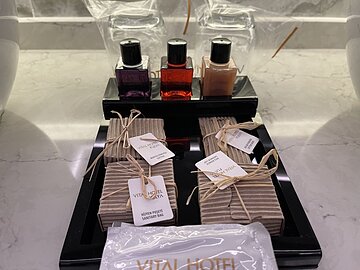Bathroom amenities
