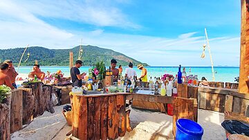 Beach bar