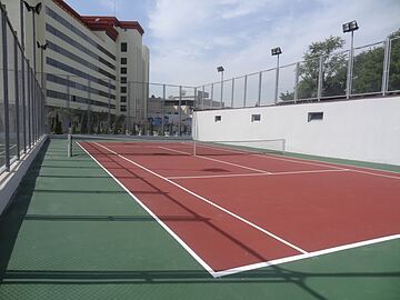 Tennis court