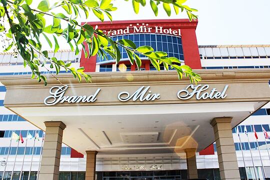 Grand Mir Hotel