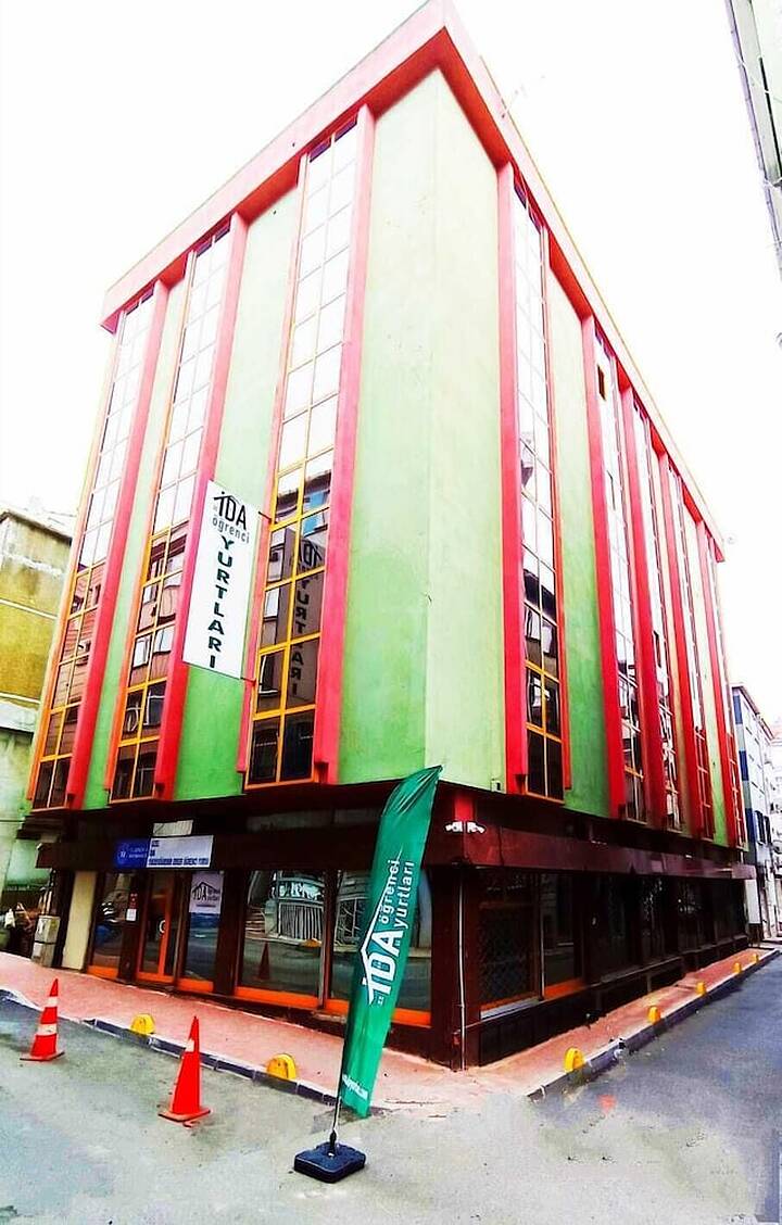 Primary image
