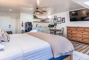 Private kitchenette