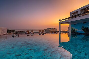 Rooftop pool