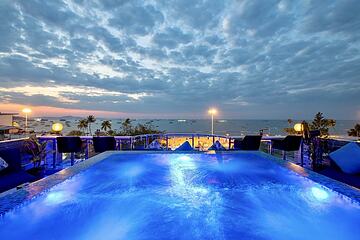 Rooftop pool