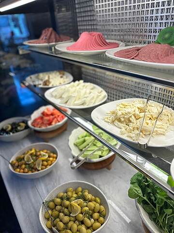 Breakfast buffet