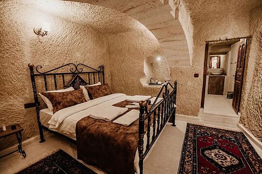 Romantic Cave Hotel