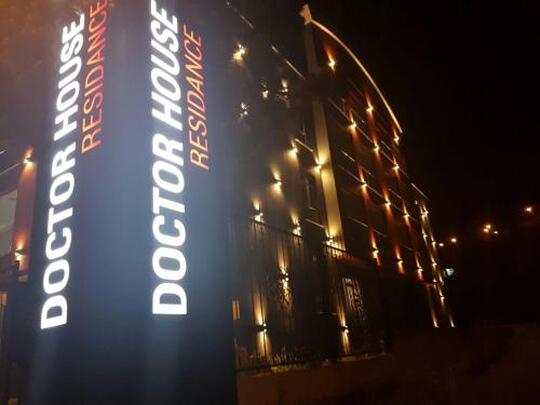 Doctor House Hotel