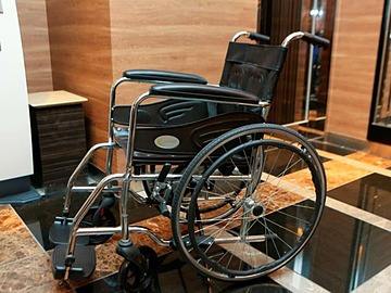 Guest wheelchair