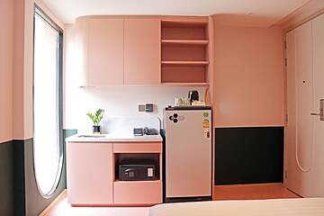 Private kitchenette