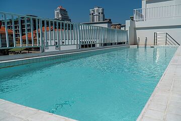 Rooftop pool