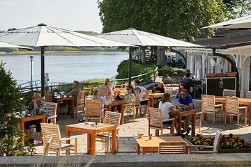 Sundeck