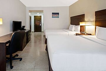 Wyndham Garden Cancun Downtown