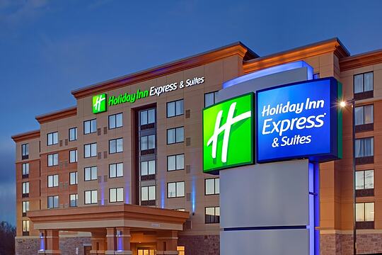Holiday Inn Express Hotel & Suites Ottawa West Nepean an IHG Hotel