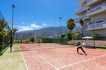 Tennis court