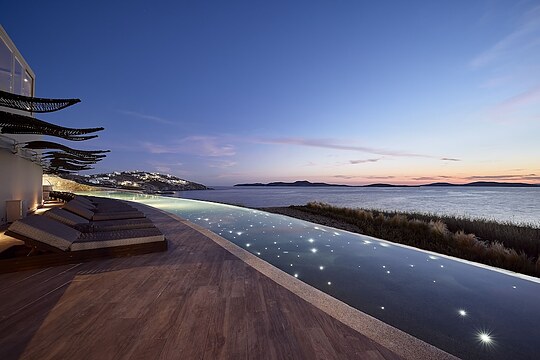 Amazon Mykonos Resort & Spa