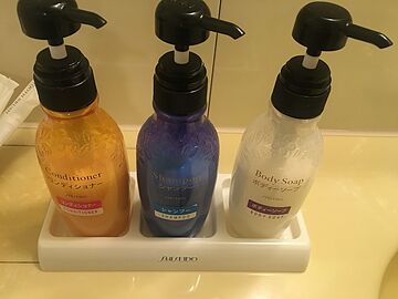 Bathroom amenities