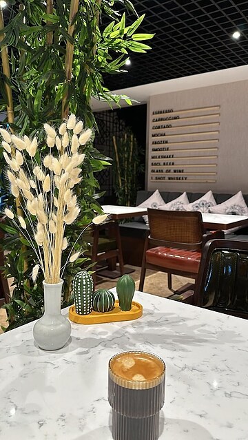 Cafe
