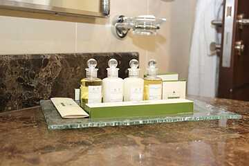 Bathroom amenities