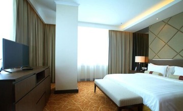 Menara Peninsula Hotel Jakarta