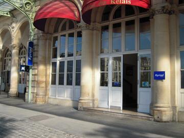 Kyriad Paris Gare de l'Est 10