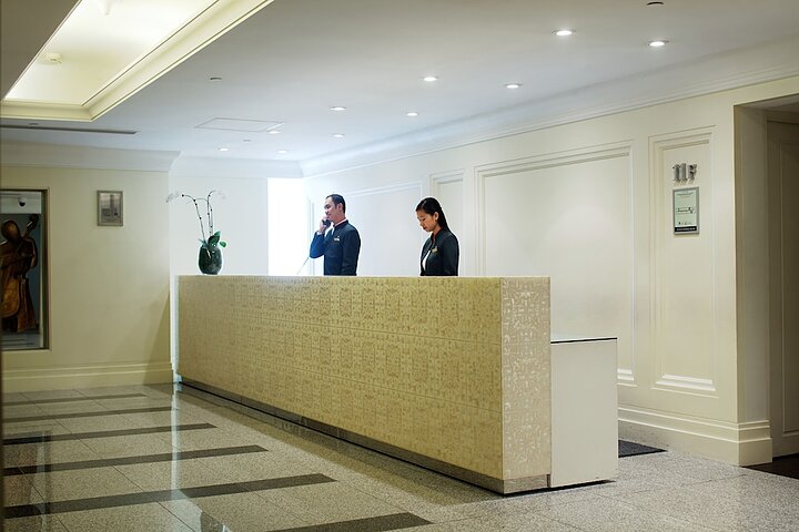 Concierge desk