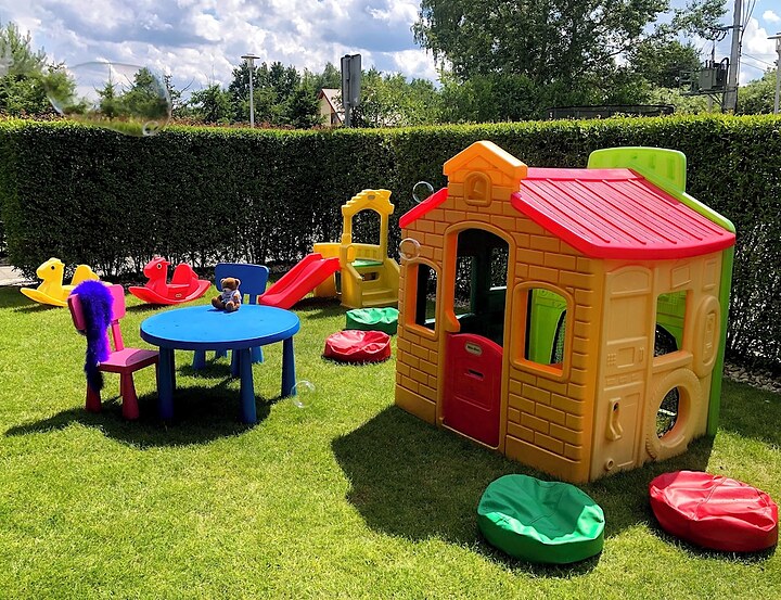 Children's play area - outdoor