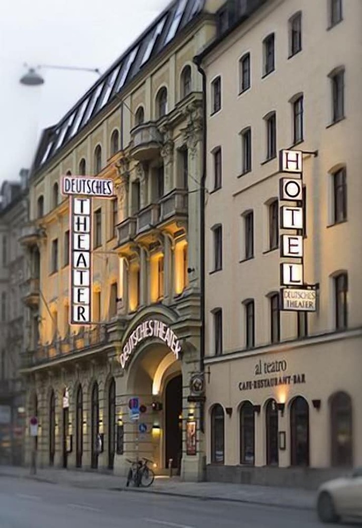 Hotel Deutsches Theater Downtown