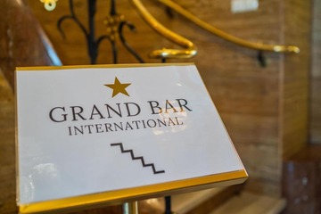 Grand Hotel International