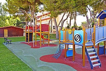 Children's play area - outdoor