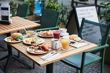 Breakfast area