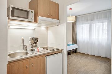 Private kitchenette