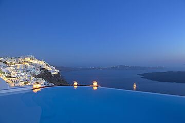 Infinity pool