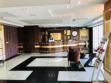 Concierge desk