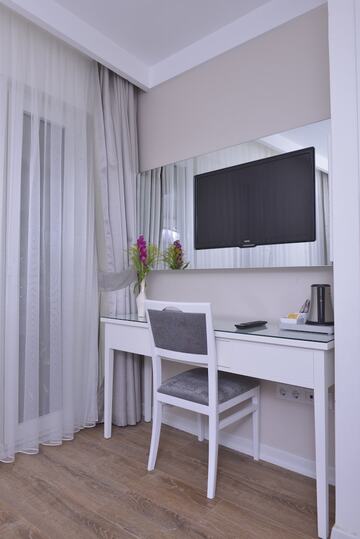 Ten Rooms Istanbul Hotel - Adults Only