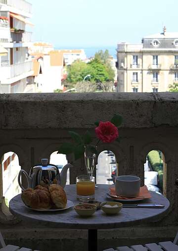 Breakfast area