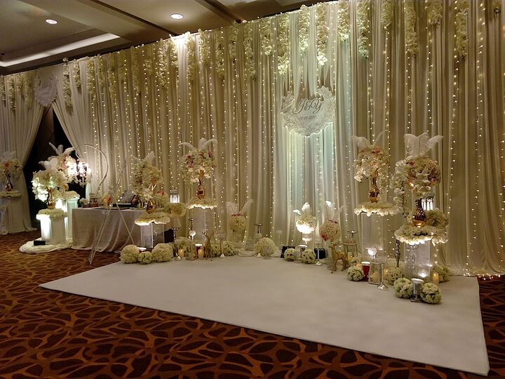 Banquet hall