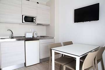 Private kitchenette