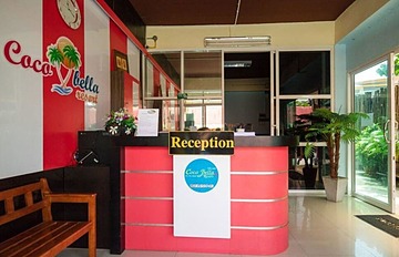 Check-in/check-out kiosk