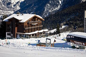 Snow and ski sports
