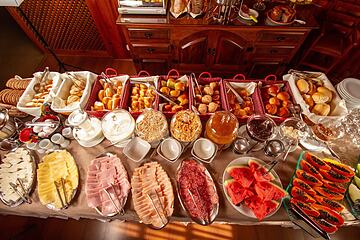 Breakfast buffet