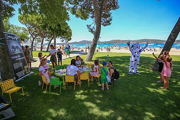 Children's play area - outdoor