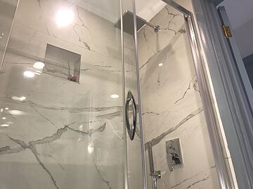 Bathroom shower