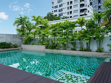 Rooftop pool